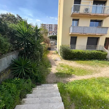 Superbe T2 Avec Place De Parking Ajaccio (Corsica)