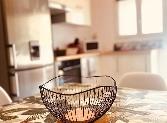 Superbe T2 Avec Place De Parking אז'אקסיו